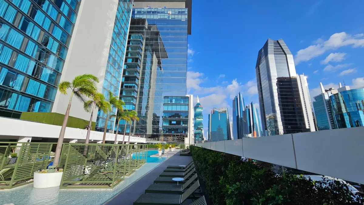 Sortis Business Tower - 15A