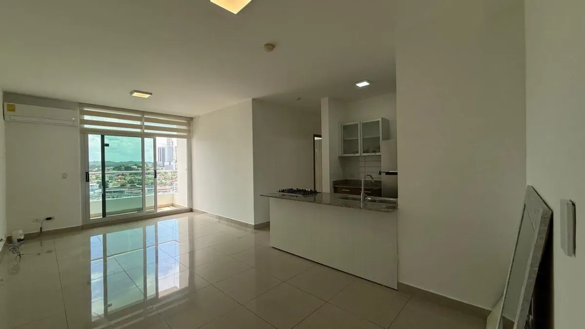 Apartment for sale steps from the metro