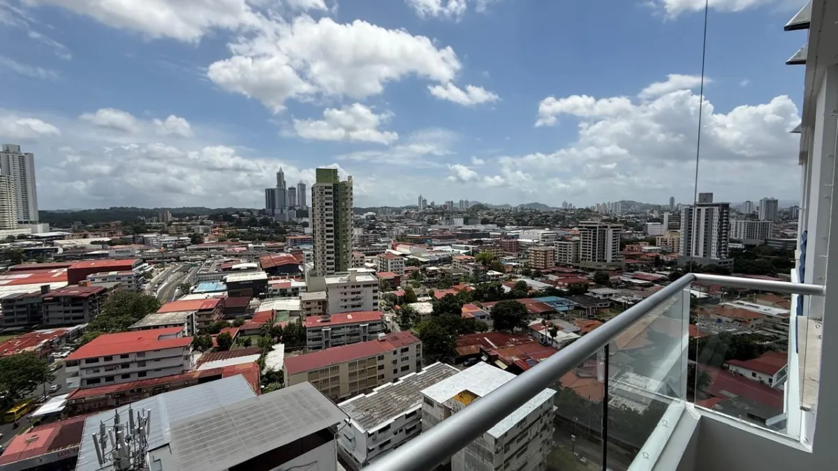 Apartment for sale steps from the metro