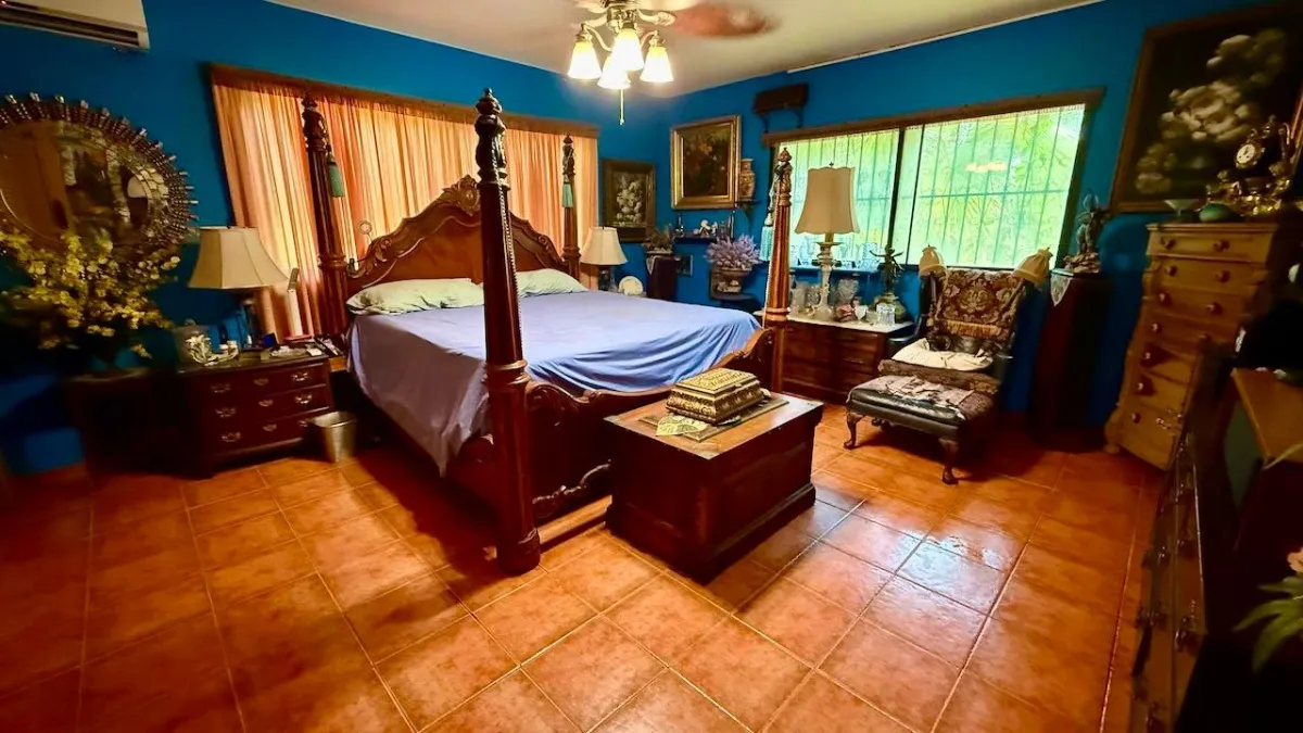 2.2 HA IN CERMEÑO WITH EXCELLENT LOCATION