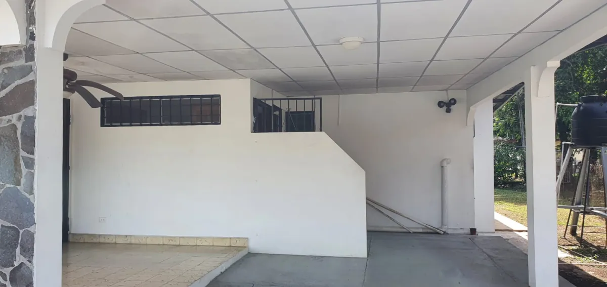 House for rent in Lassonde David