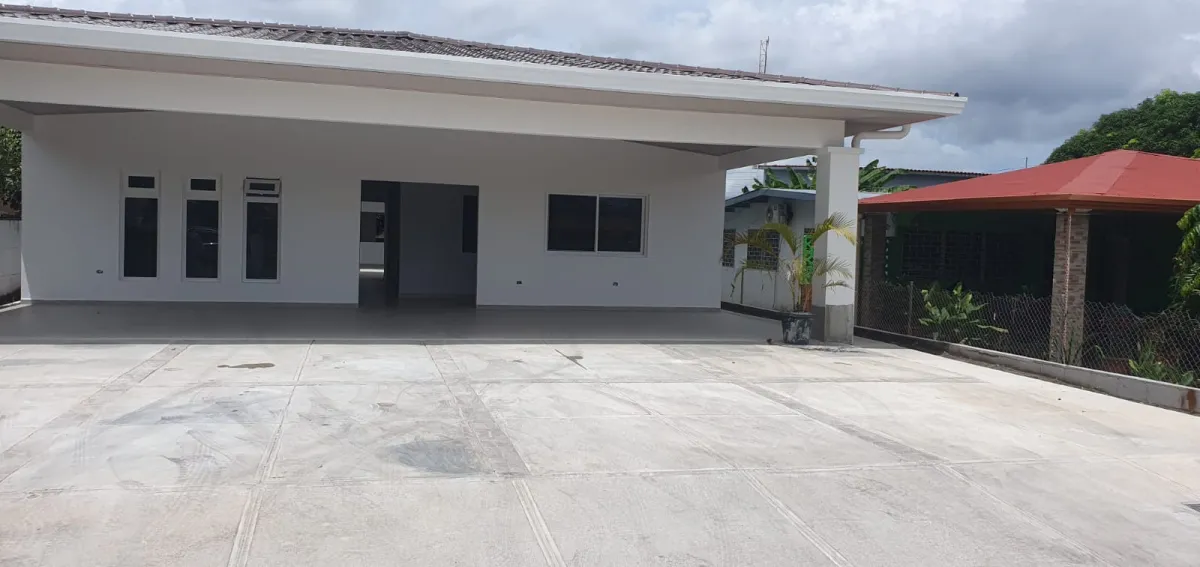 Commercial space for rent in Doleguita