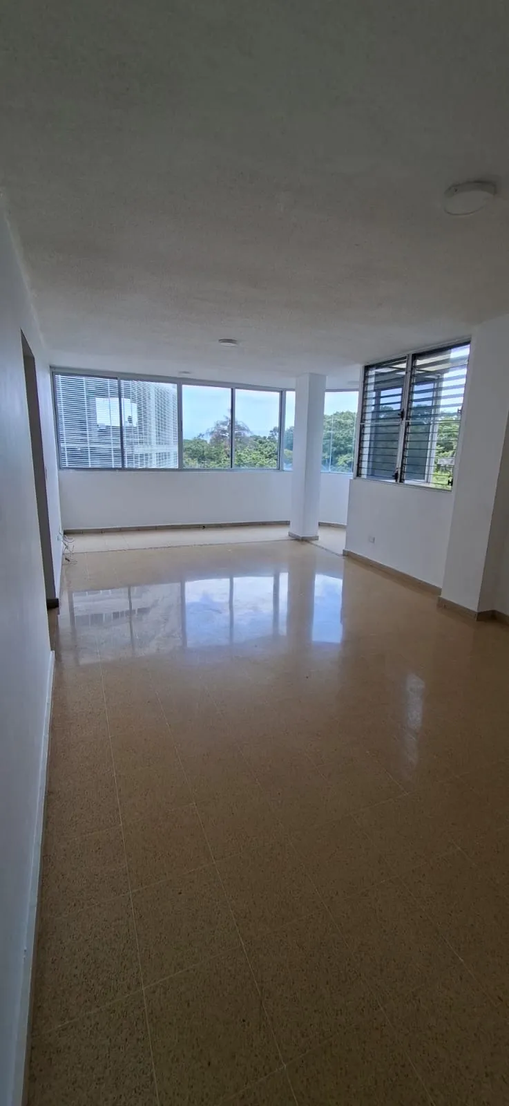 Apartment for Rent in San Francisco—Vía Porras PH Torres del Golf Línea Blanca