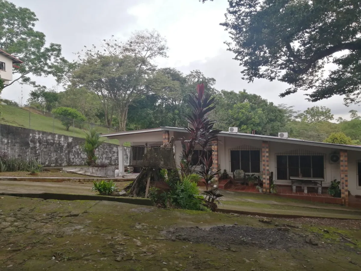 House for rent in San Vicente David