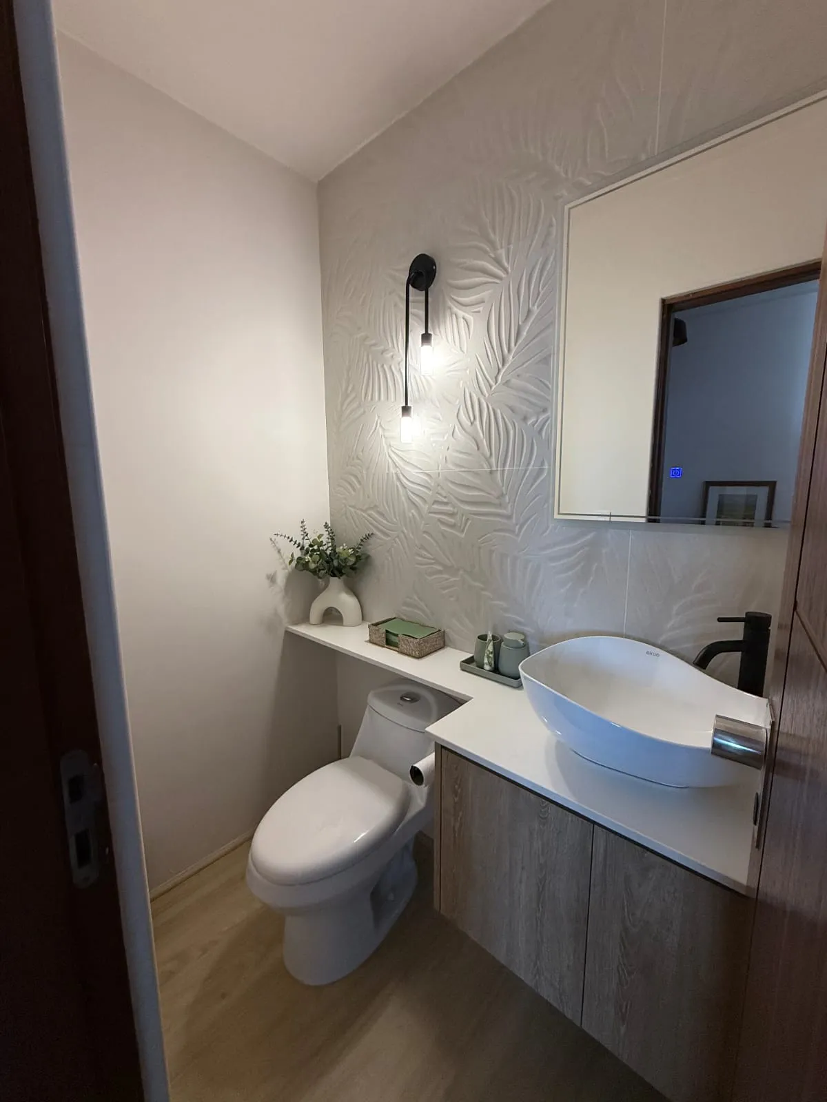 Apartment for Rent in Costa Del Este: 172 square meters, 3.5 bedrooms, 3.5 bathrooms, 2 parking spaces