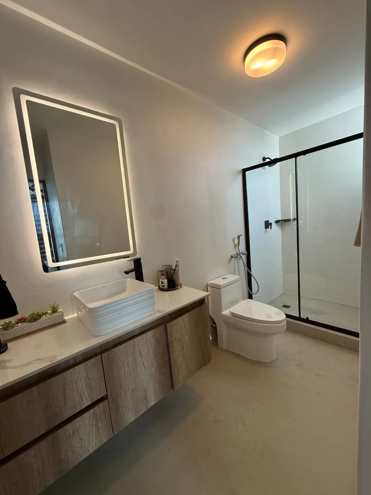 Apartment for Rent in Costa Del Este: 172 square meters, 3.5 bedrooms, 3.5 bathrooms, 2 parking spaces