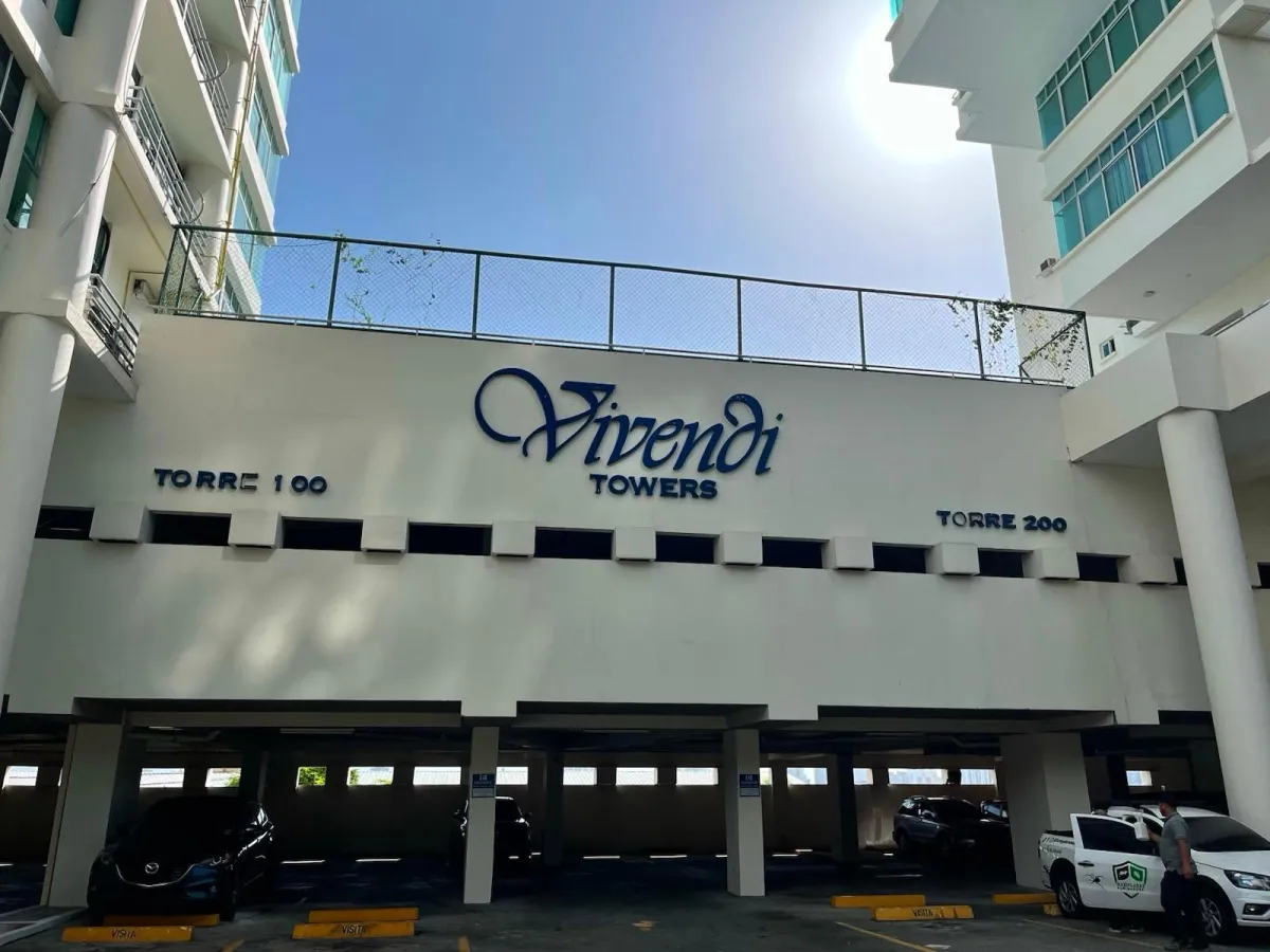 Bank Selling Apartment in PH Vivendi Tower