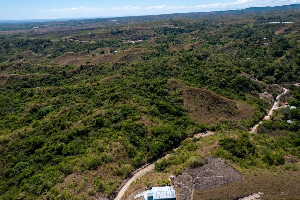 28 Ha Mountain Lot on the way to Anton Valley