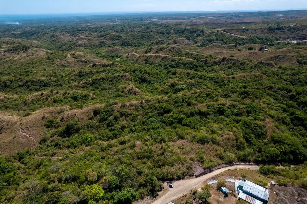 28 Ha Mountain Lot on the way to Anton Valley
