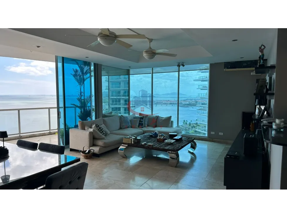 Venta de apartamento en PH Sky Residence, Avenida Balboa