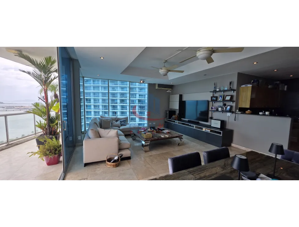 Venta de apartamento en PH Sky Residence, Avenida Balboa