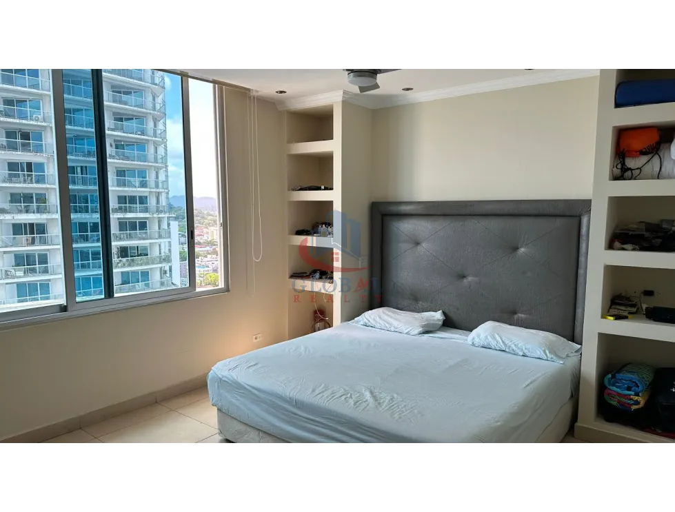 Venta de apartamento en PH Sky Residence, Avenida Balboa
