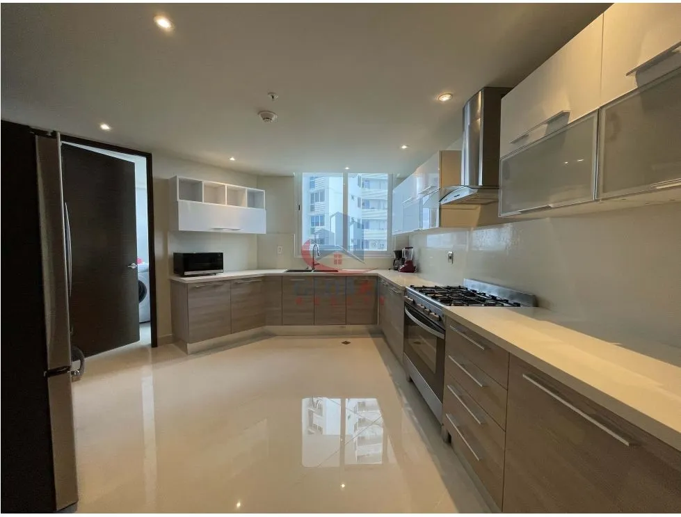 Appartement à Costa del Este à louer