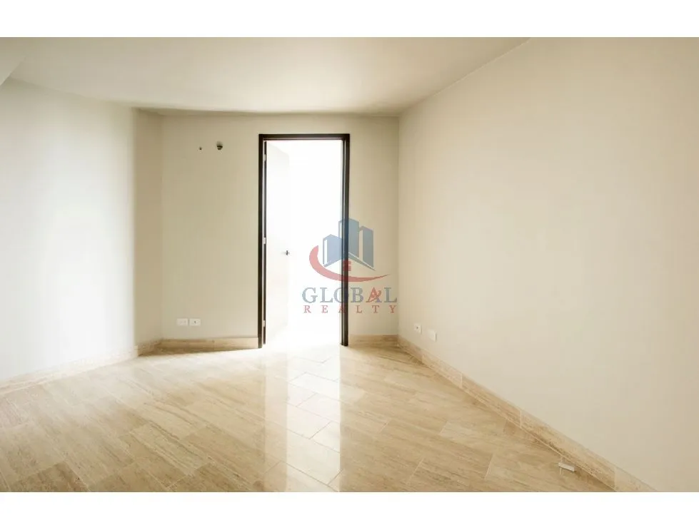 квартира в Costa del Este на продажу