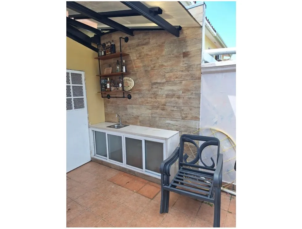 Maison unifamiliale à Condado del Rey à vendre
