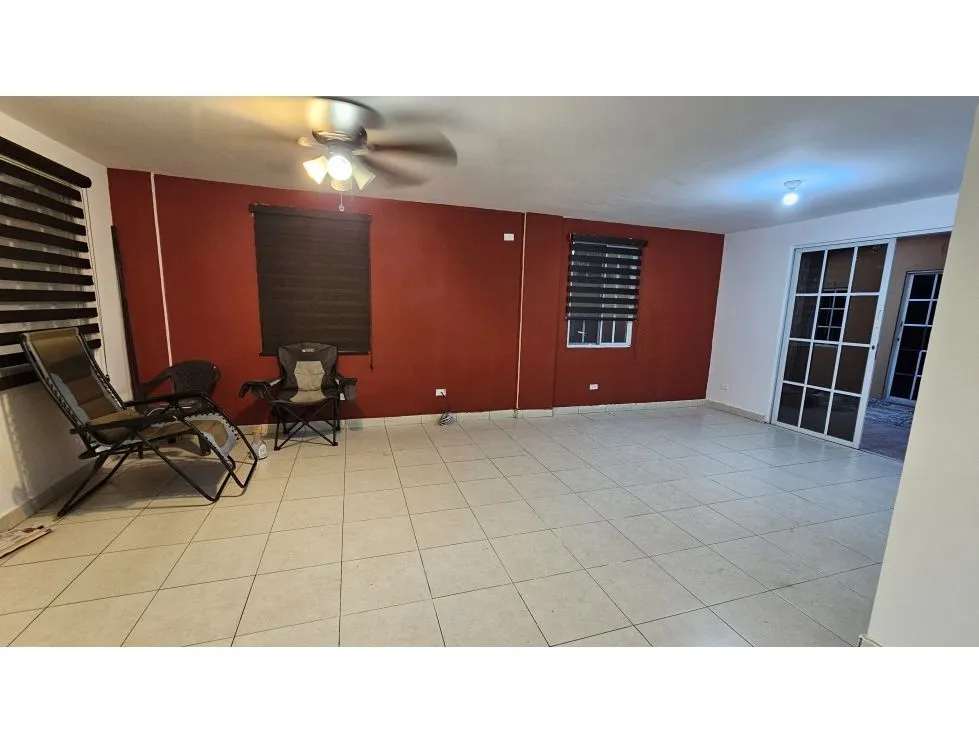 Sale of Beautiful House in Dorado Lakes, Condado del Rey