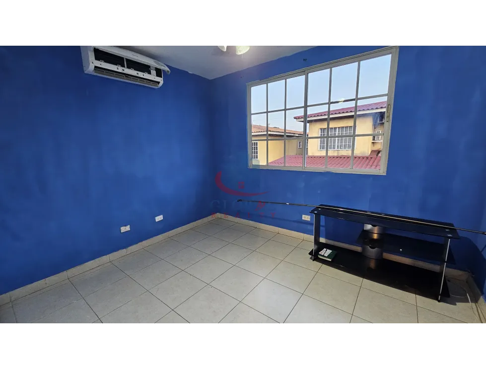 Sale of Beautiful House in Dorado Lakes, Condado del Rey