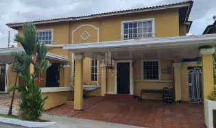 House for Sale in Dorado Lakes, County of the King