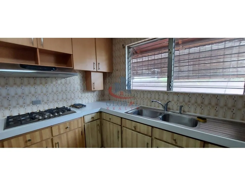 Duplex for sale in Betania