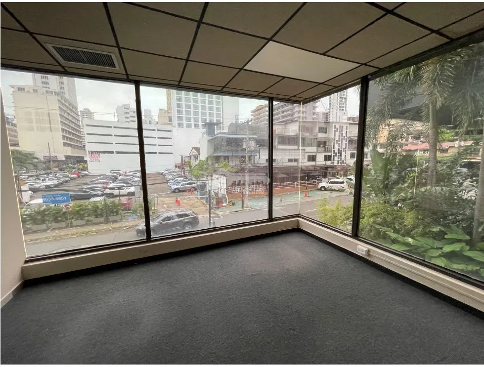 Office for rent in Calle 50