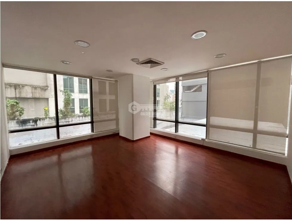 Office for rent in Calle 50