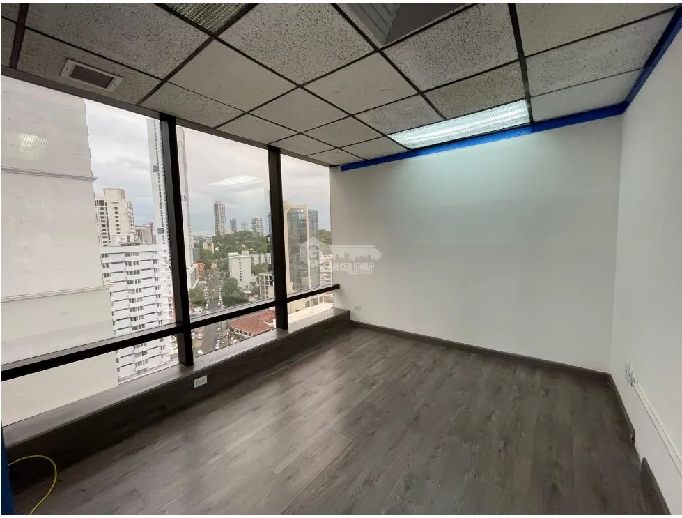Office for rent in Calle 50