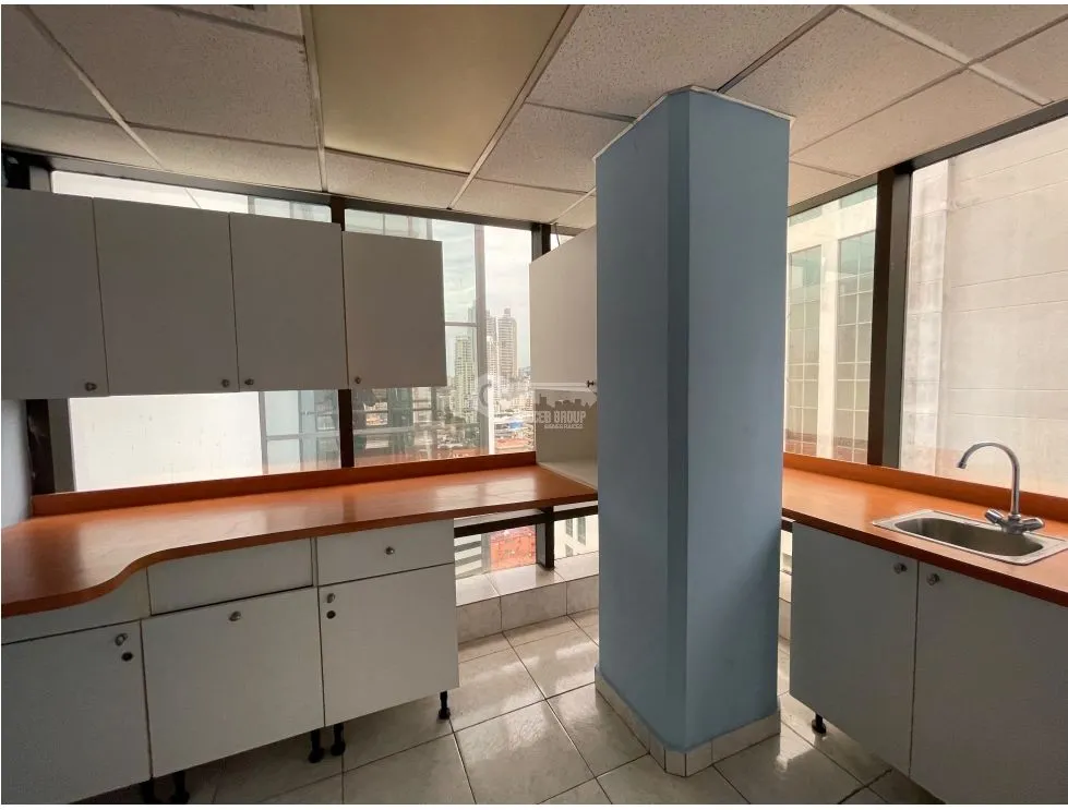 OFFICES / BELLA VISTA / PH VALLARINO / 485M / 2 BATHROOMS / 6 DIVISIONS