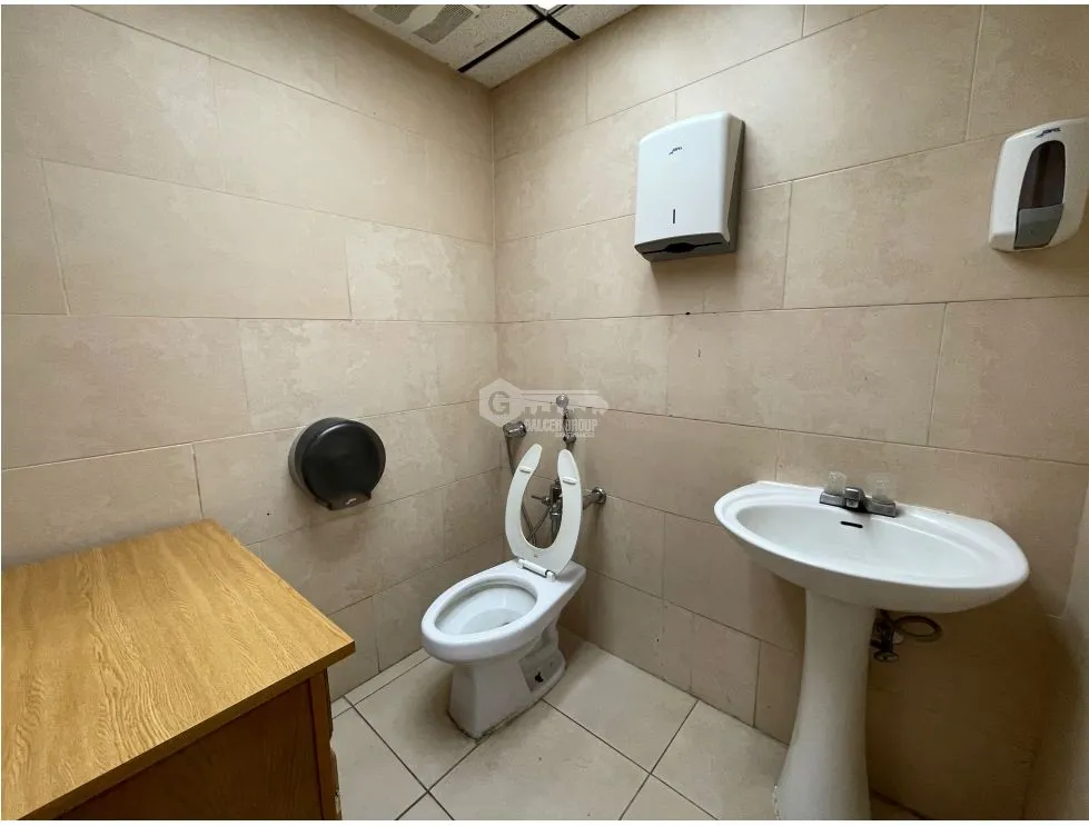 OFFICES / BELLA VISTA / PH VALLARINO / 485M / 2 BATHROOMS / 6 DIVISIONS