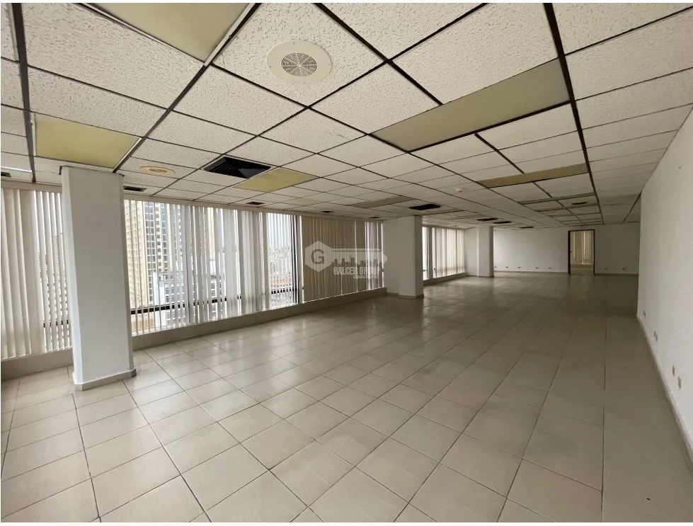 OFFICES / BELLA VISTA / PH VALLARINO / 485M / 2 BATHROOMS / 6 DIVISIONS
