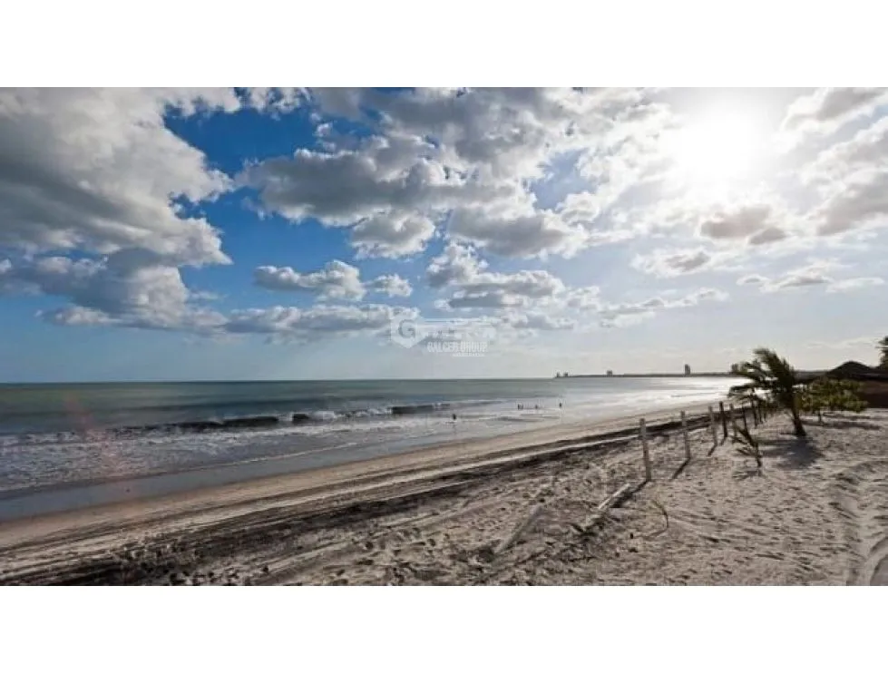 SE VENDE TERRENO EN GORGONA PLAYA MALIBÚ 1000M FRENTE AL MAR