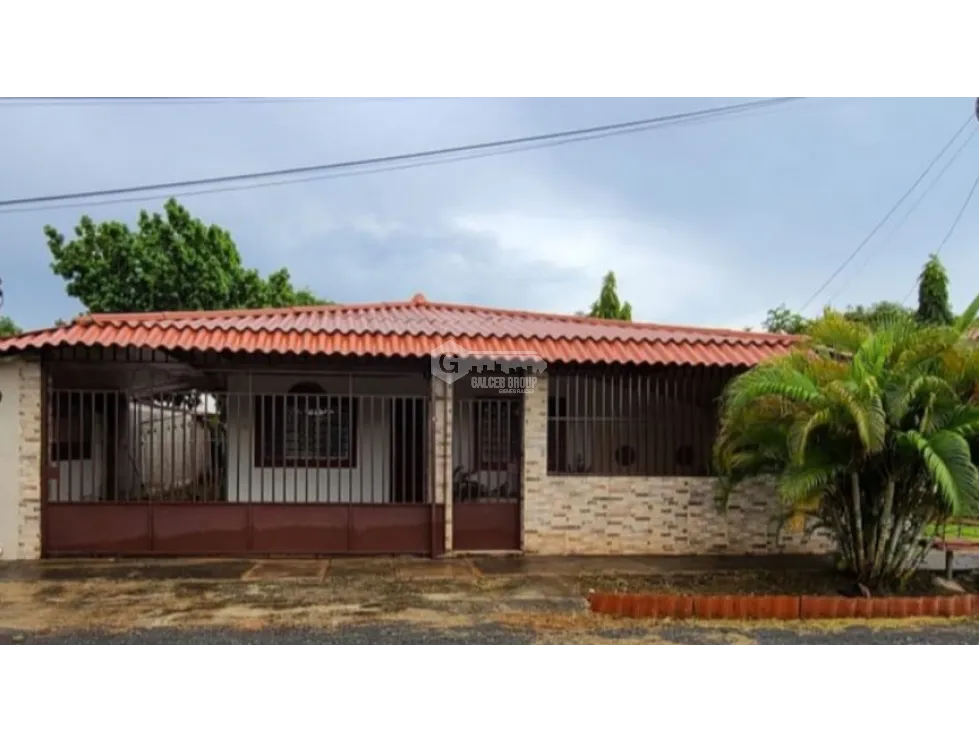 屋 在 Chitre 出售