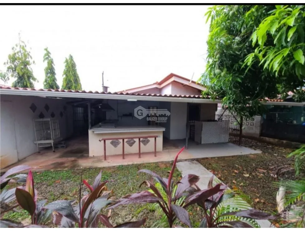 屋 在 Chitre 出售