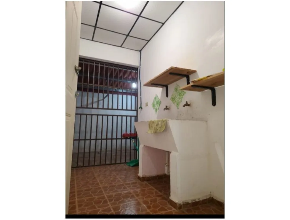 屋 在 Chitre 出售
