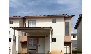 Maison unifamiliale à Arraijan à louer