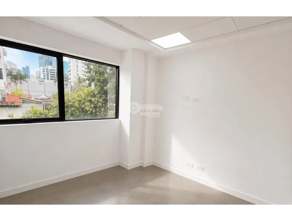 Espace commercial à Marbella à louer