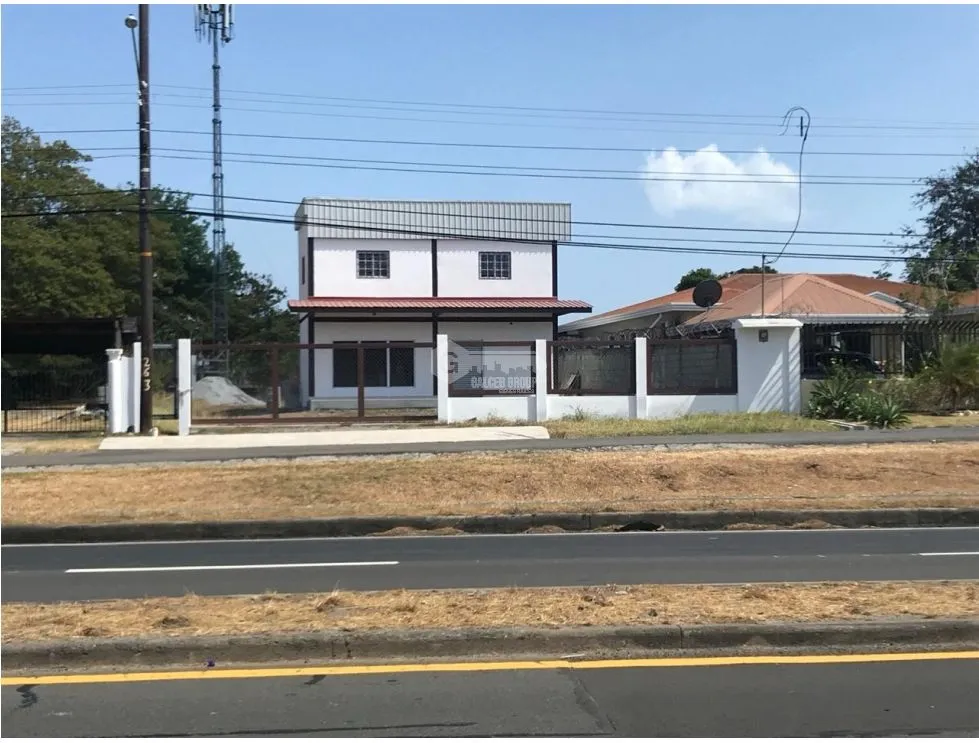 Entrepôt à Chame à vendre