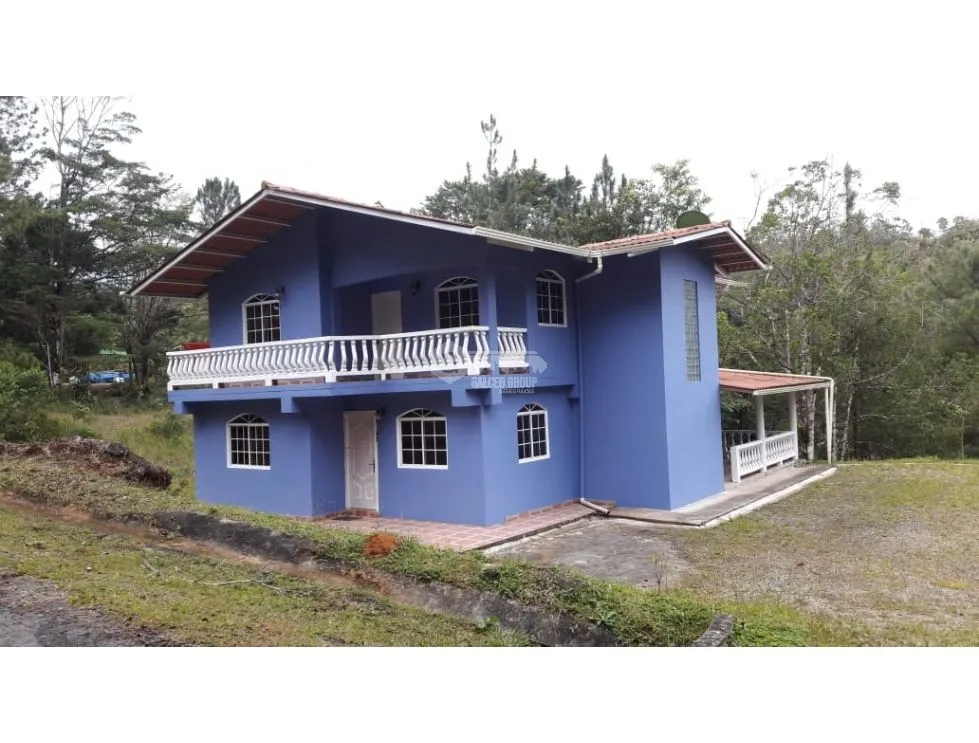 Дом в Cerro Azul на продажу