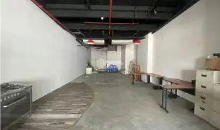 Espace commercial à Brisas Del Golf à louer