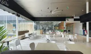 BALBOA AVENUE / COMMERCIAL SPACE / BALBOA BOUTIQUES / 147M / CORNER UNIT