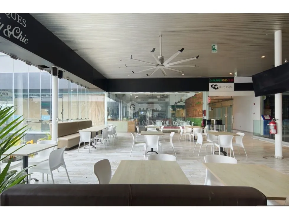 BALBOA AVENUE / COMMERCIAL SPACE / BALBOA BOUTIQUES / 147M / CORNER UNIT