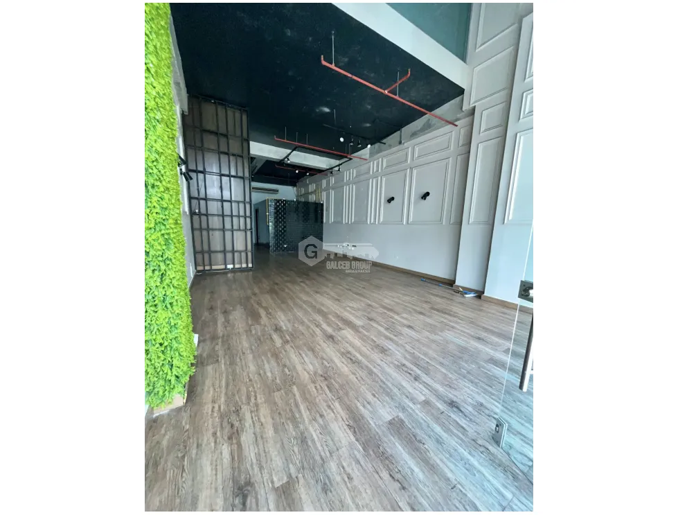 Commercial Space for rent in Via Porras