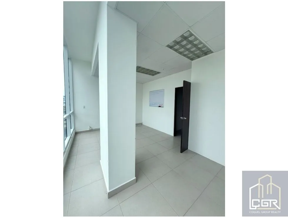 ALQUILER DE OFICINA EN EDISON CORPORATE CENTER, BETANIA