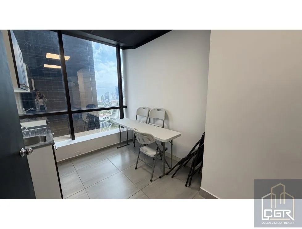 Office for rent in Calle 50