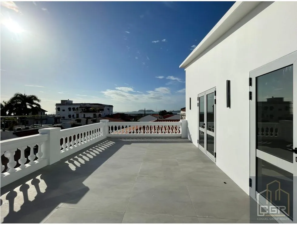 Building for sale in Panama