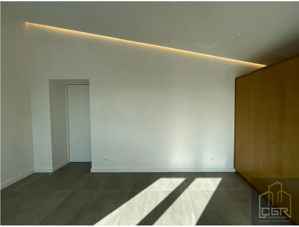Building for sale in Panama