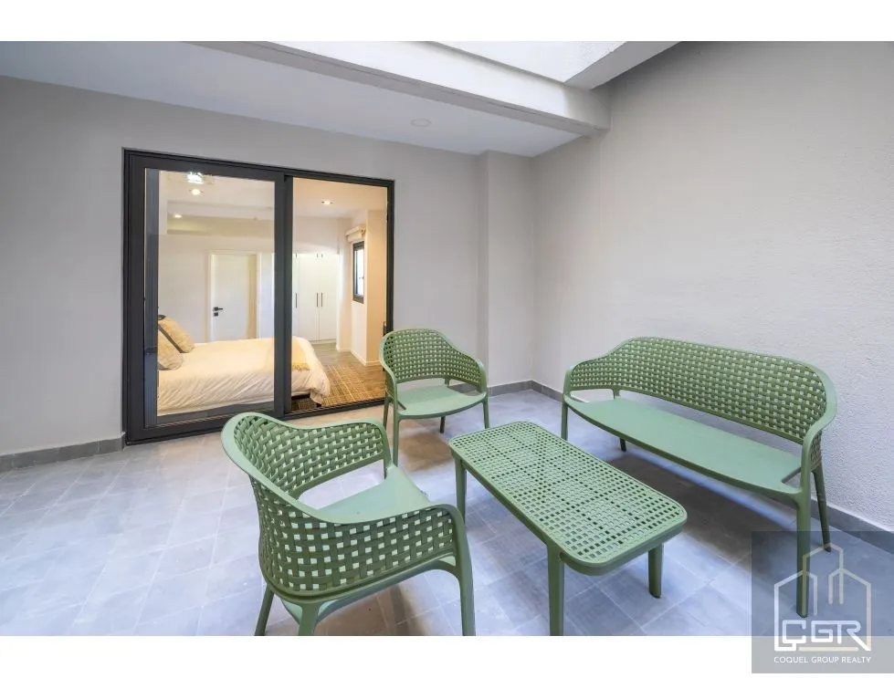 VENTA DE APARTAMENTO AMOBLADO EN PH MASIÓN BALUARTE EN CASCO ANTIGUO