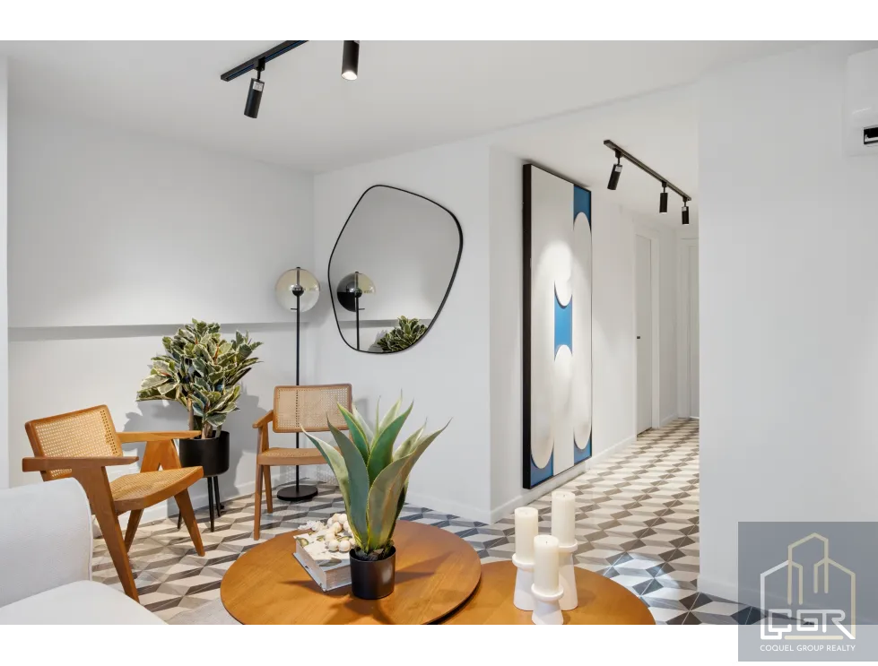SALE OF FURNISHED APARTMENT IN PH MANSIÓN BALUARTE OLD TOWN