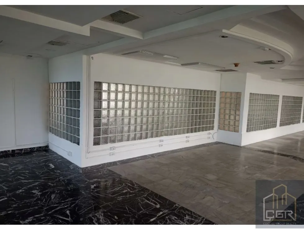 Office for sale in Bella Vista