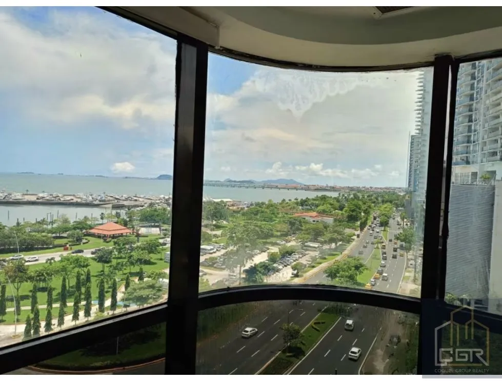 Office for sale in Bella Vista
