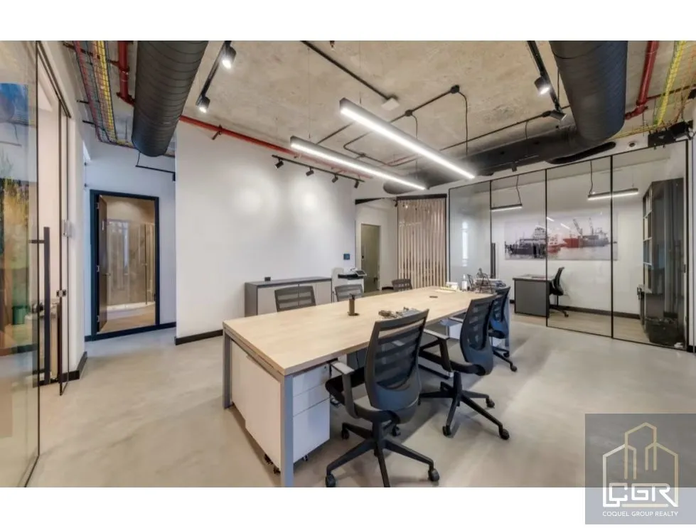 Office for sale in Costa del Este